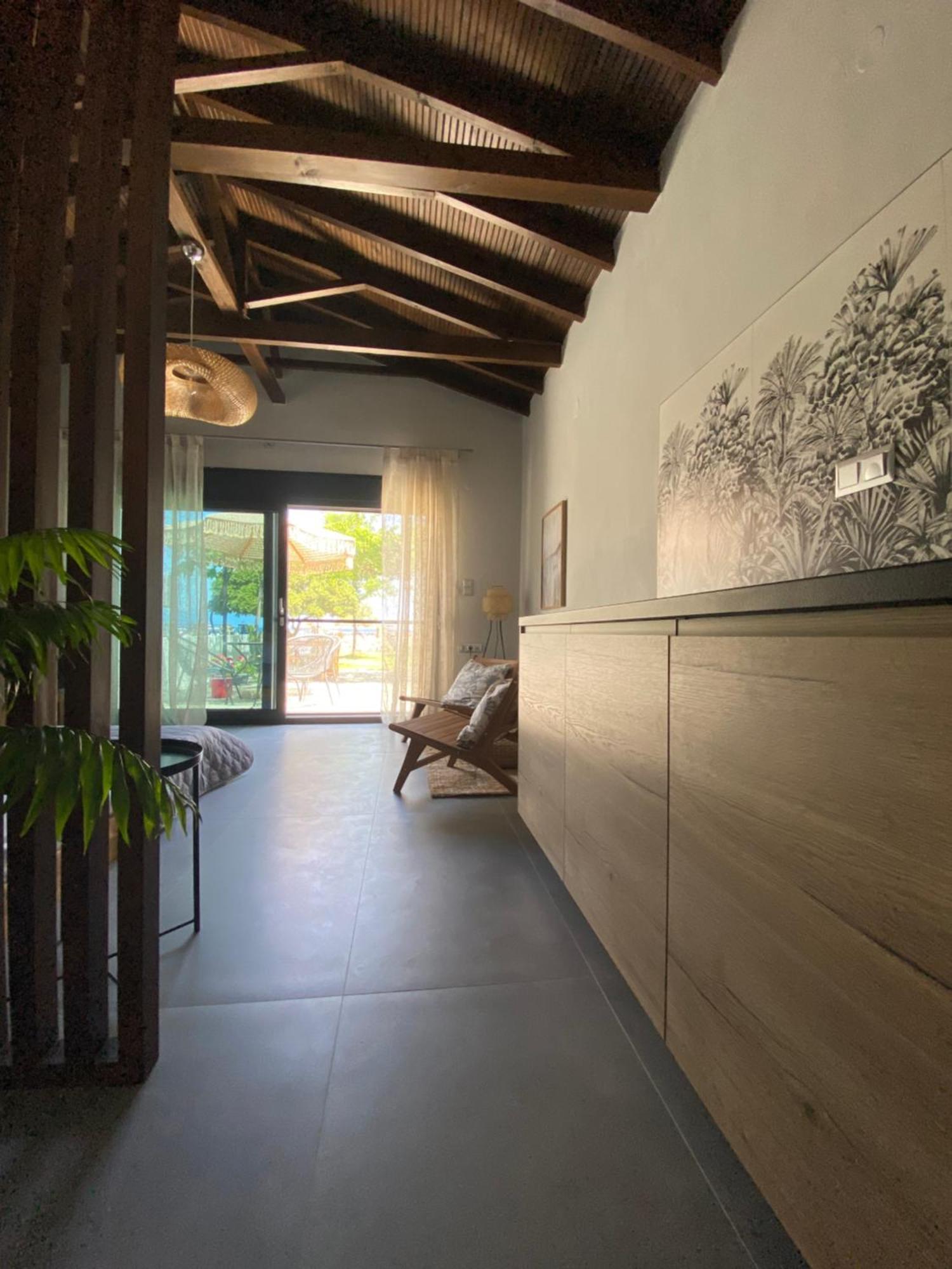 Akasti Slow Living Paralia Sikias エクステリア 写真