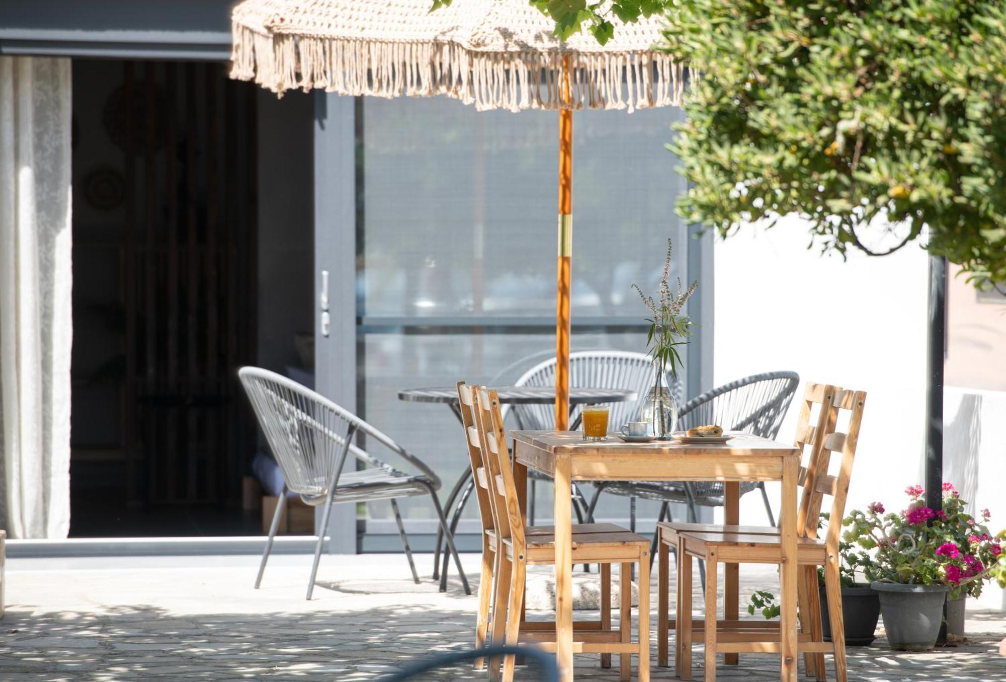 Akasti Slow Living Paralia Sikias エクステリア 写真
